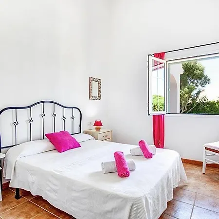 Villa Binibequer Vell Sleeps 6 Pool Air Con Wifi *
